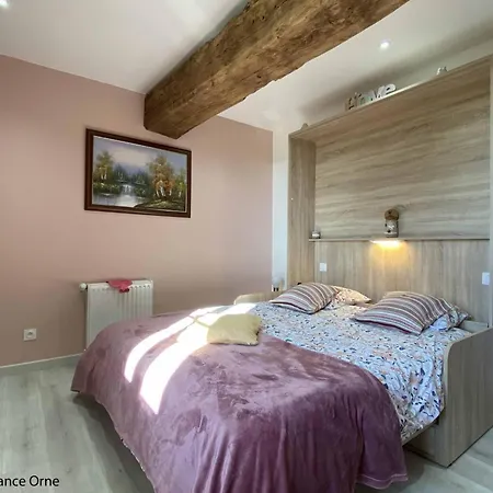 Charmante Maison Renovee Avec Terrasse Privee Et Jardin - Fr-1-497-159 Lägenhet La Chapelle-Moche