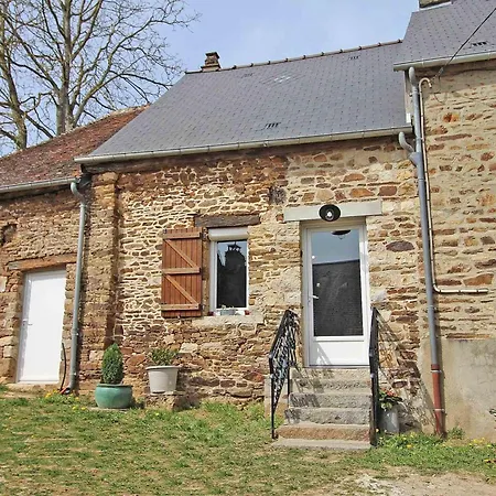 アパート Charmante Maison Renovee Avec Terrasse Privee Et Jardin - Fr-1-497-159 *